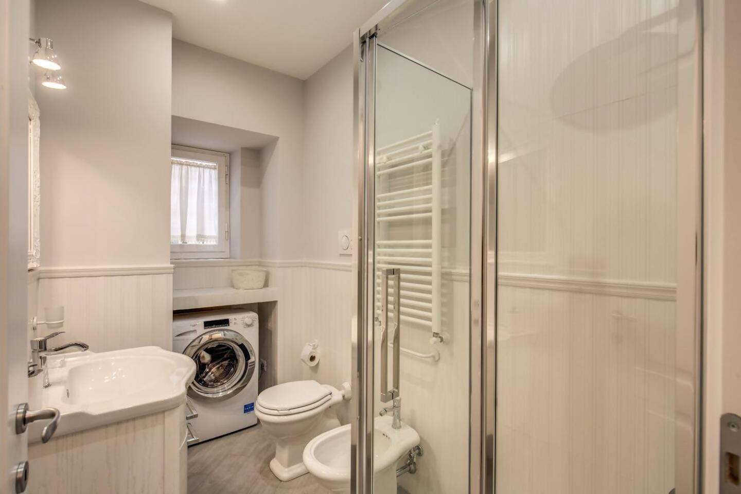 Flat With Terrace By Vatican โรม ภายนอก รูปภาพ