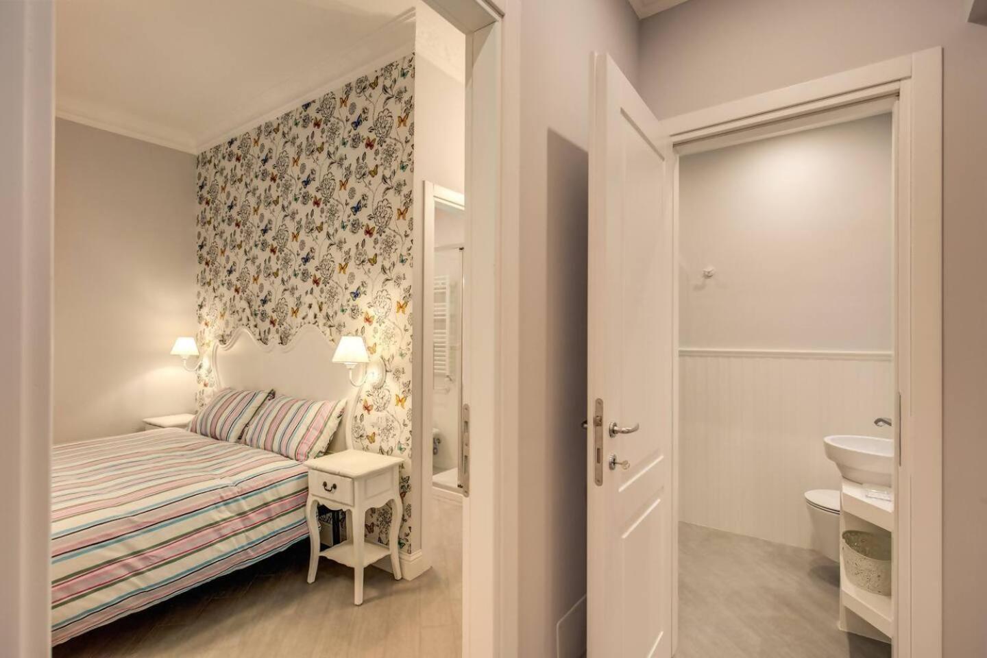 Flat With Terrace By Vatican โรม ภายนอก รูปภาพ