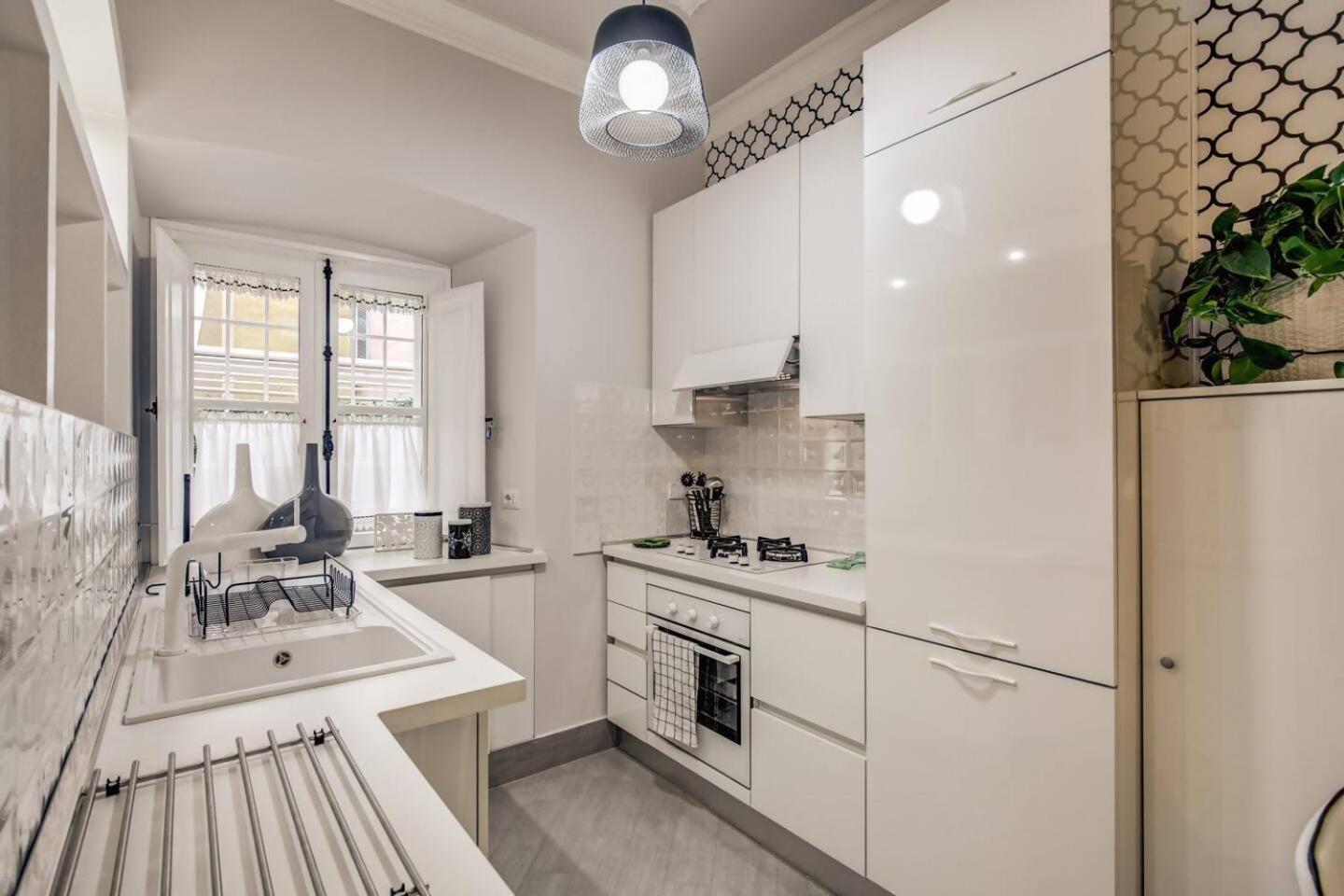 Flat With Terrace By Vatican โรม ภายนอก รูปภาพ