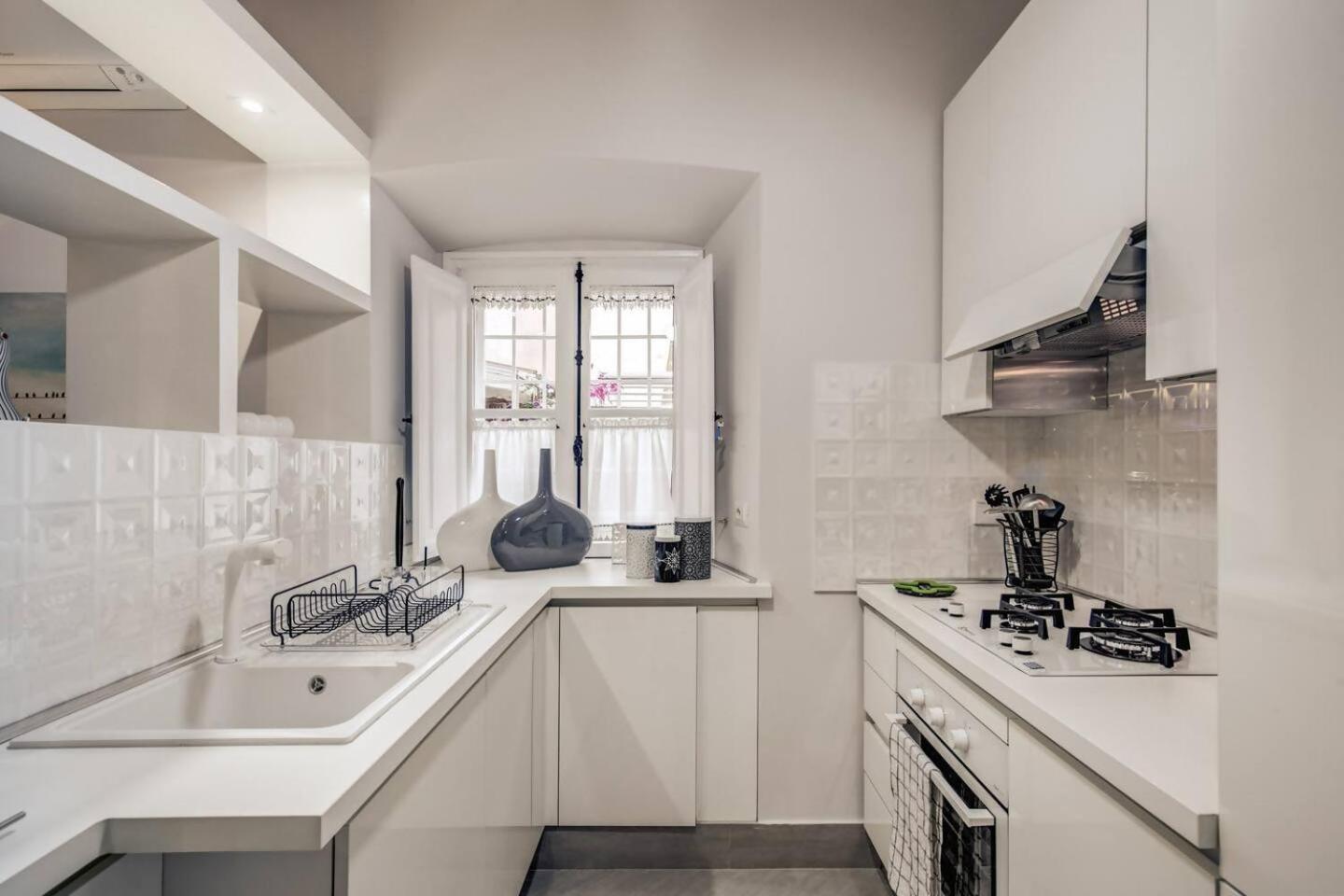 Flat With Terrace By Vatican โรม ภายนอก รูปภาพ
