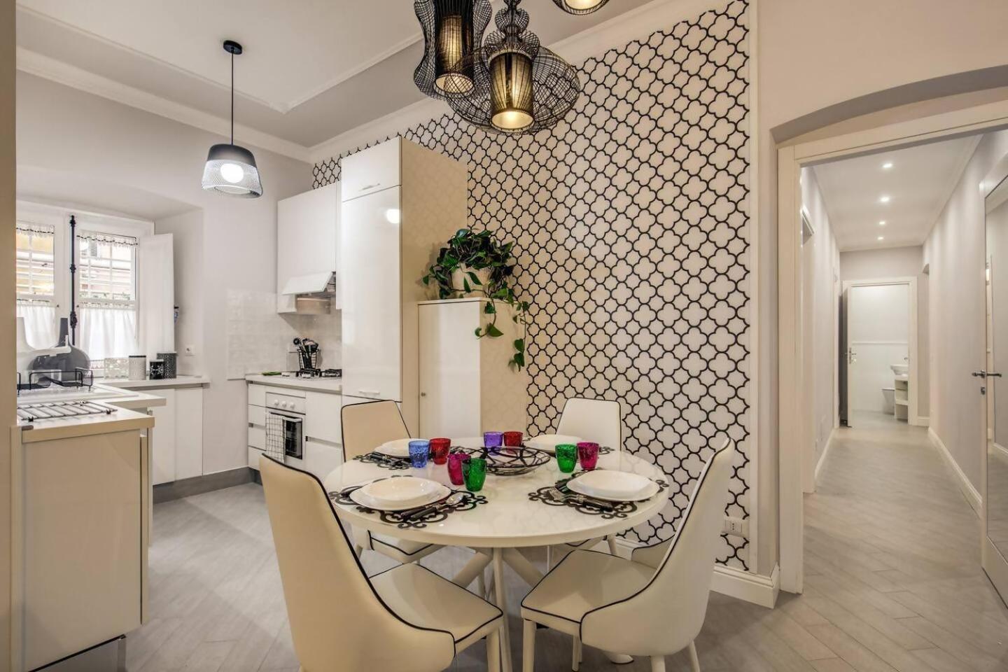Flat With Terrace By Vatican โรม ภายนอก รูปภาพ